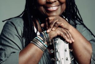 Ruthie Foster
