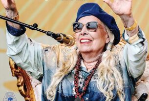 Joni Mitchell-Newport