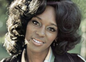 Gwen McRae
