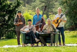 Infamous Stringdusters