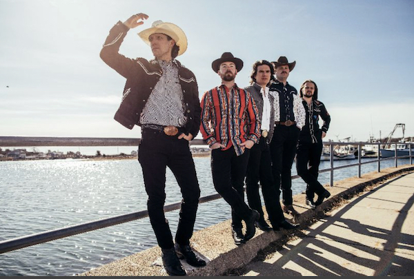 Ward Hayden and the Outliers